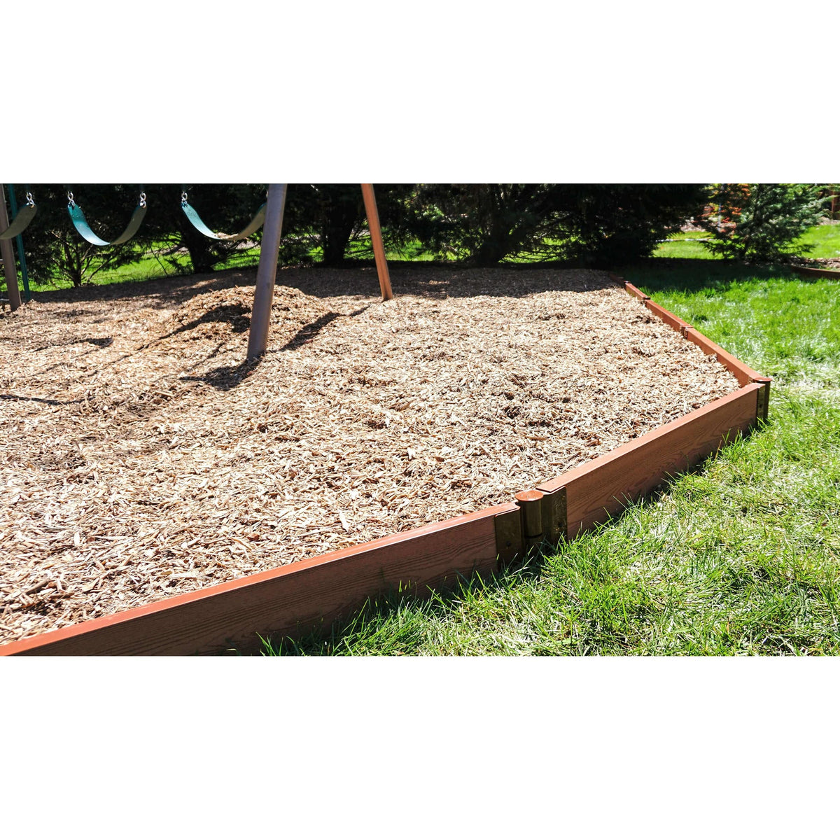 Classic Sienna Straight Playground Border 16’ – 2” profile
