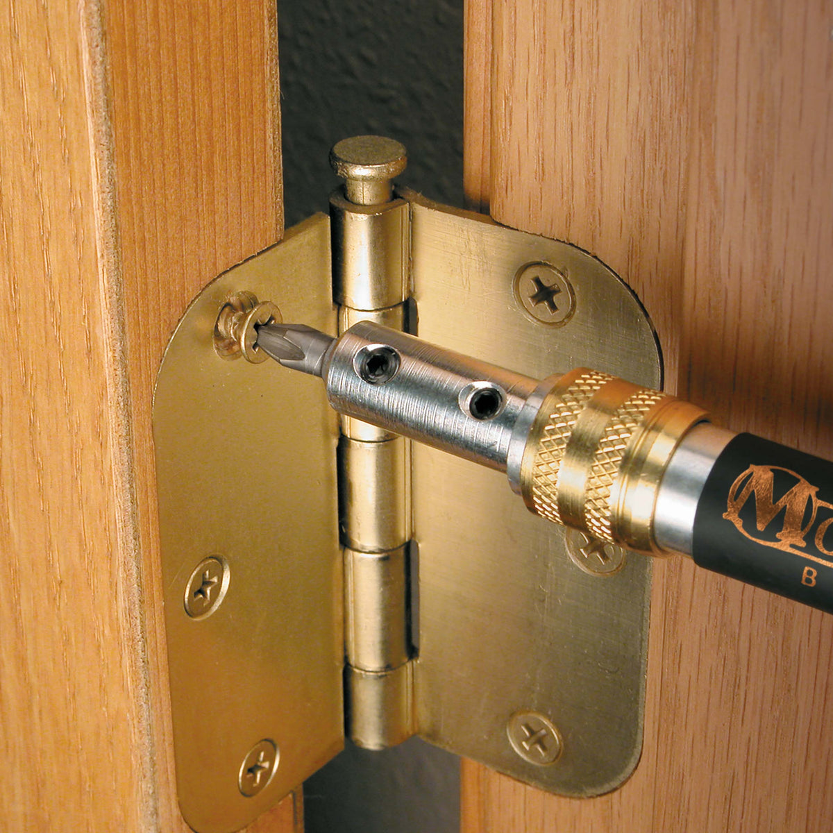 Self-Centering Drill And Driver Hinge Bit