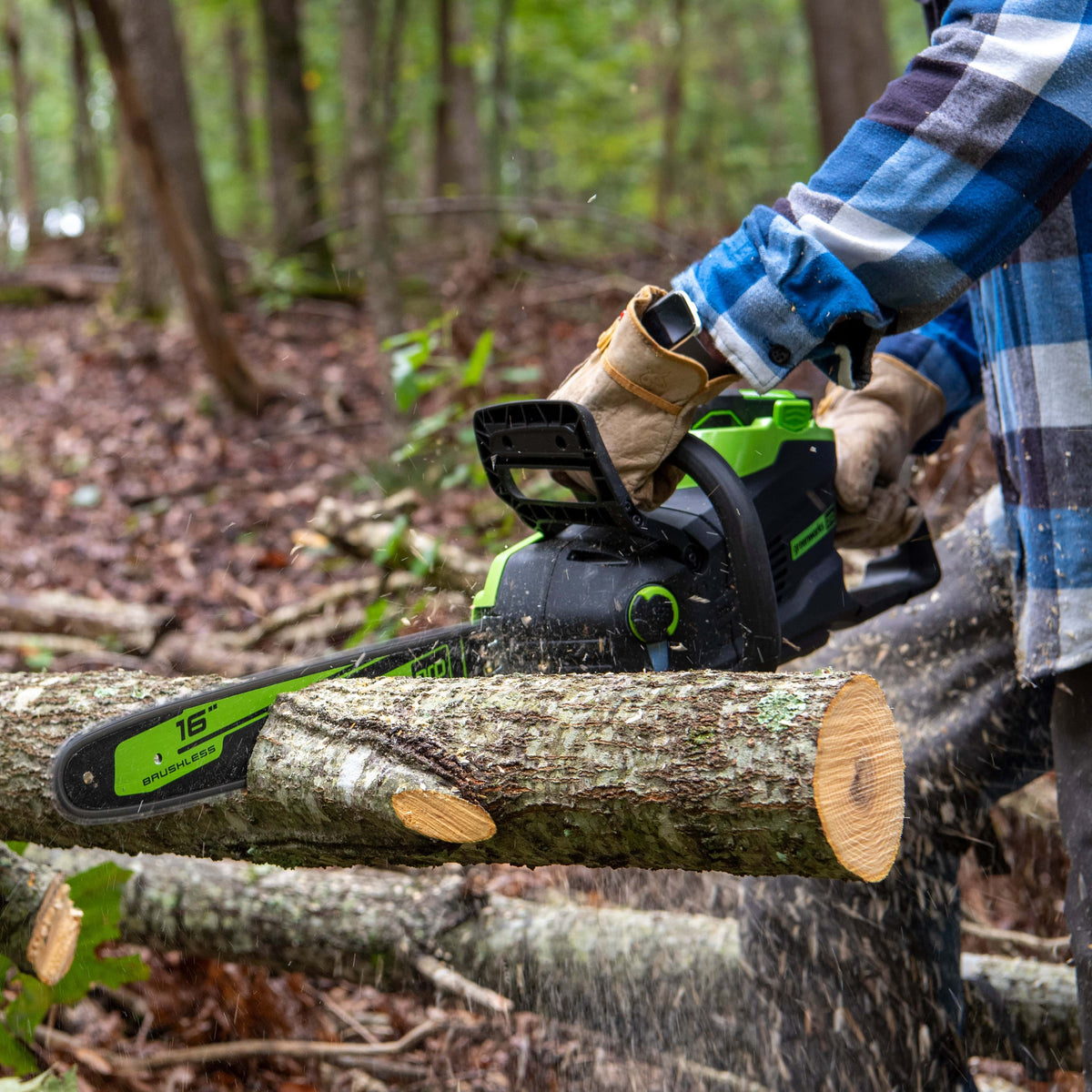 Gen II 16" Brushless Chainsaw with 2.5Ah Battery and 4A Rapid Charger