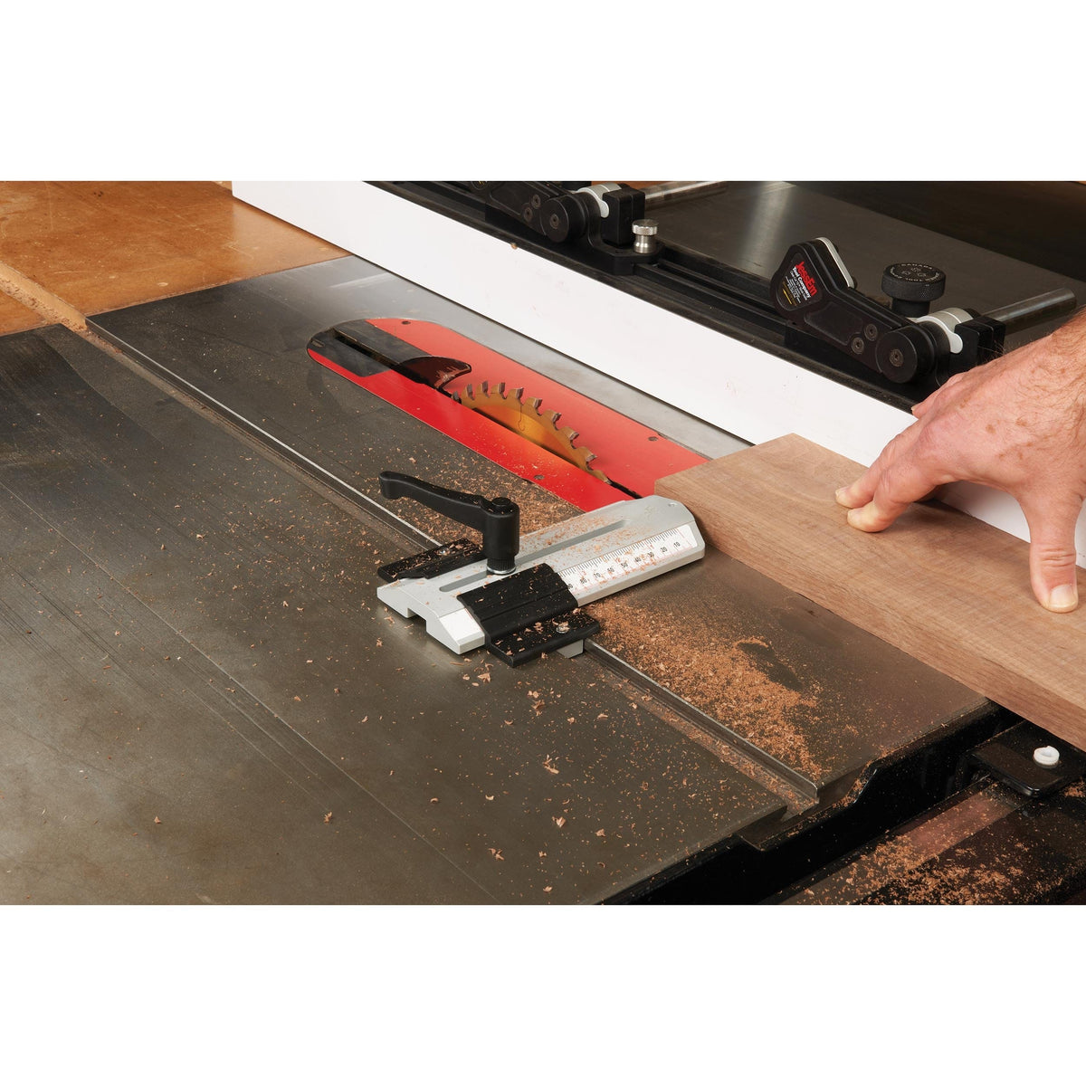 Thin Rip Table Saw Jig