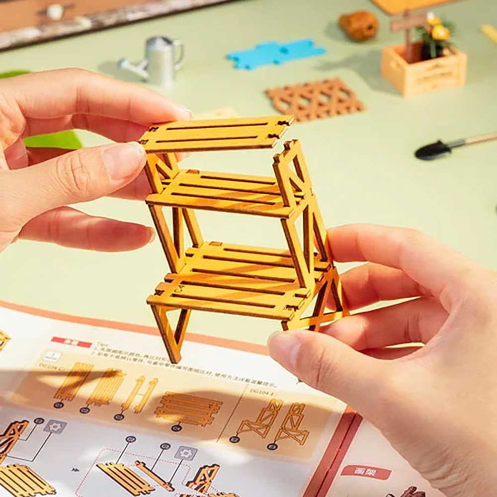 Cathy's Flower House Model Kit