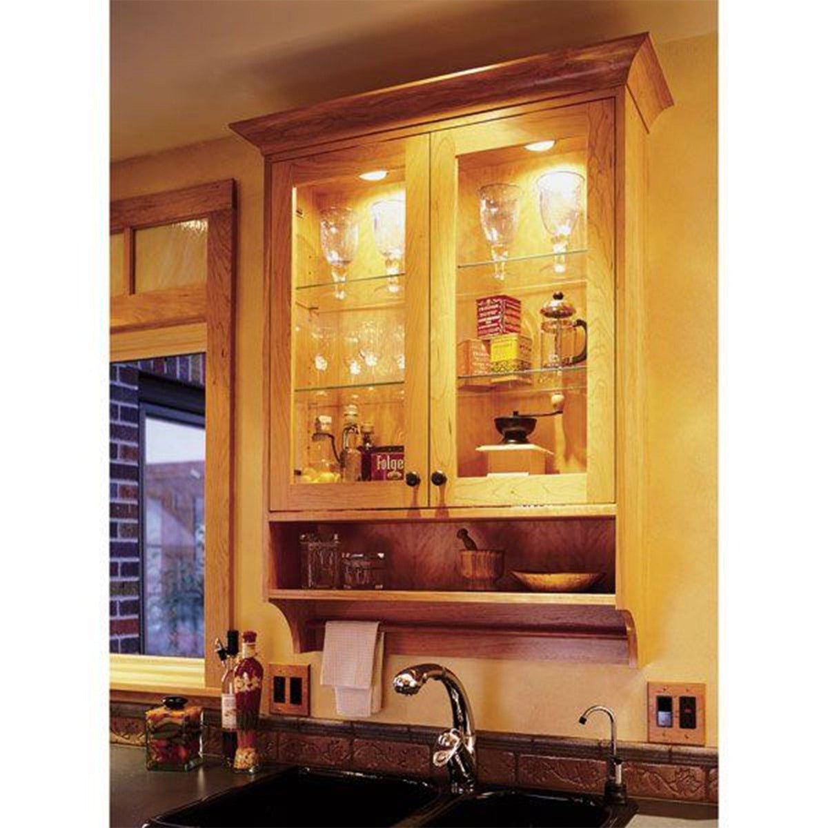 Downloadable Woodworking Project Plan to Build Adaptive Display Cabinet