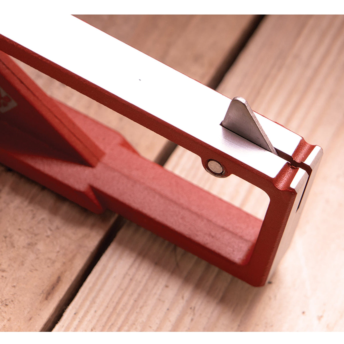 Ledge-It Square
