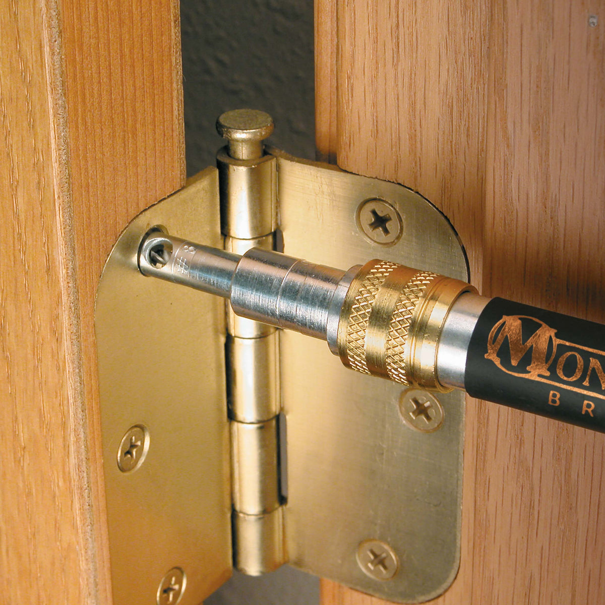Self-Centering Drill And Driver Hinge Bit