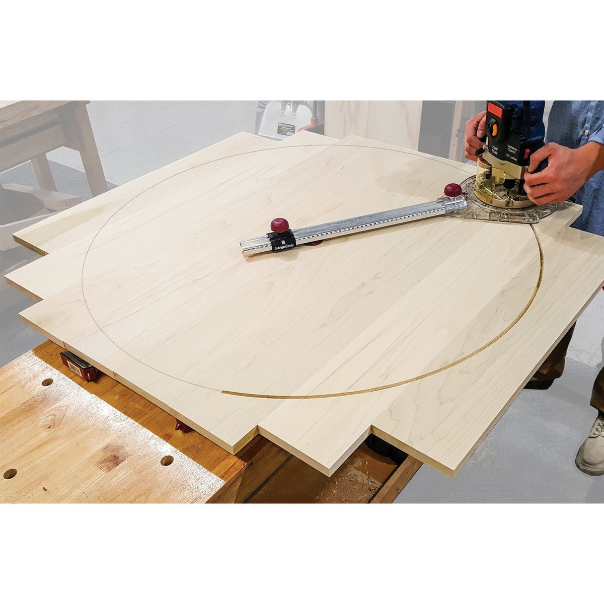 CircleGuideKit for Routing Small and Large Circles