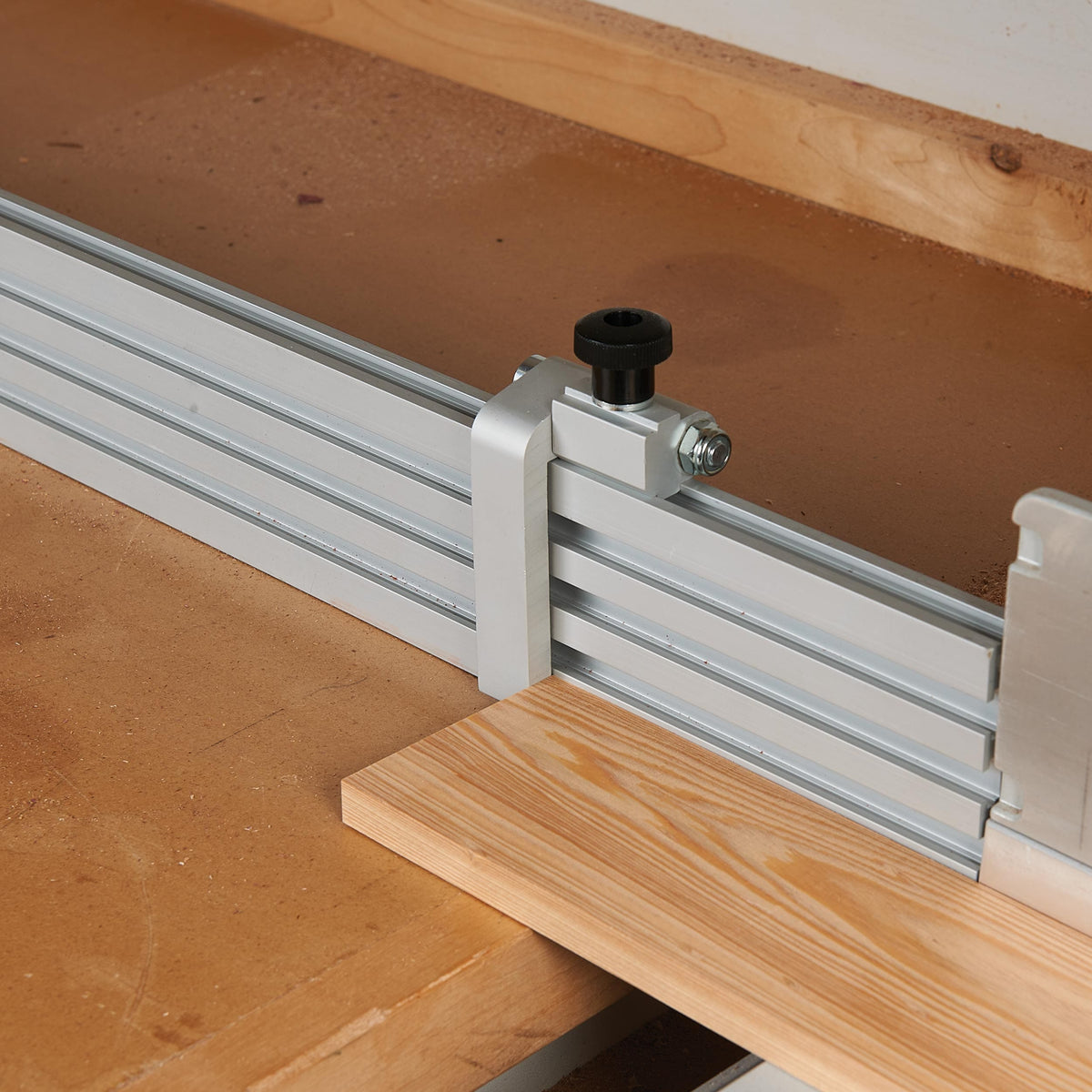 Multi-Track Flip Stop 4X