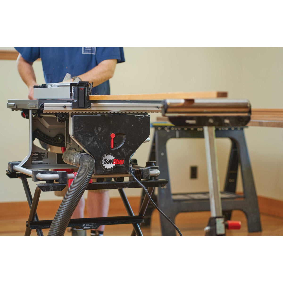 Compact Table Saw