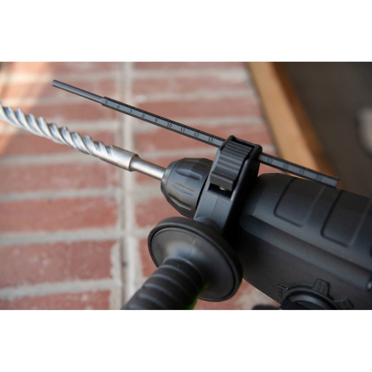 GW 24V Hammer Drill with 2AH Battery and Charger