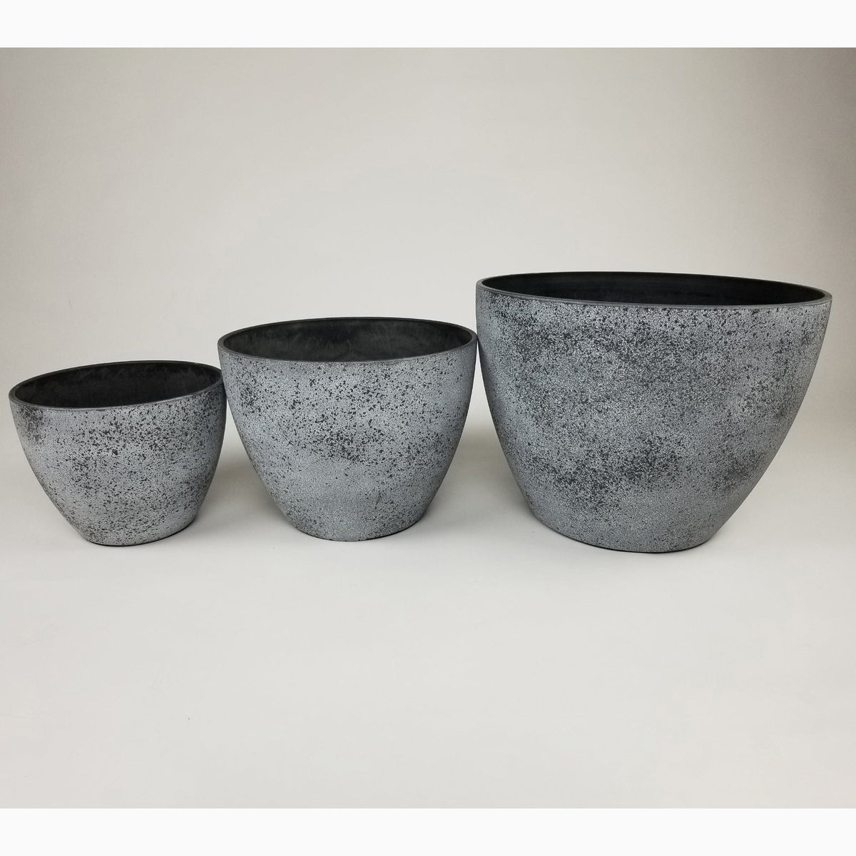 Round Spackled Nested Planter Set Gray Set of 3