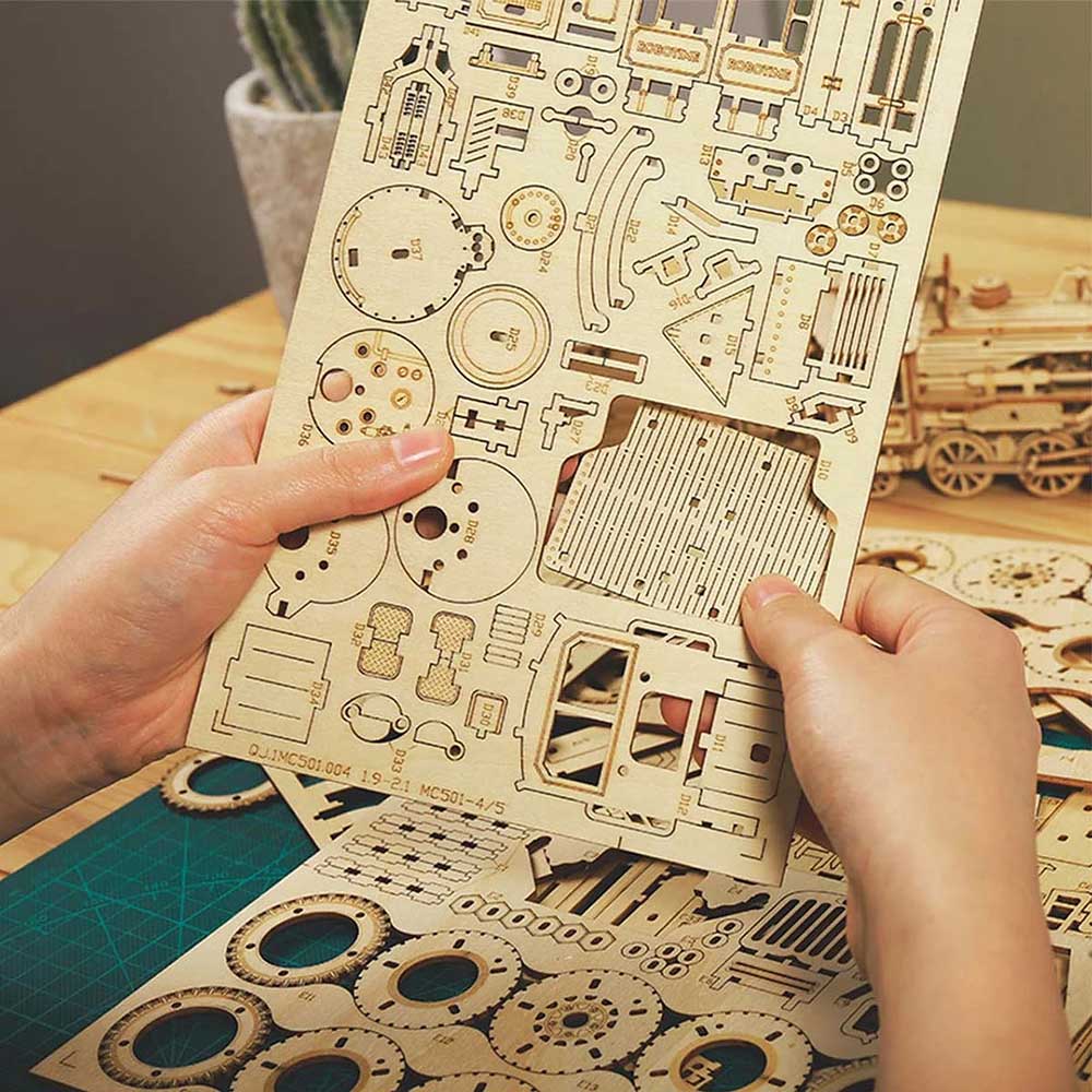 Army Field Car 3D Wood Puzzle Kit