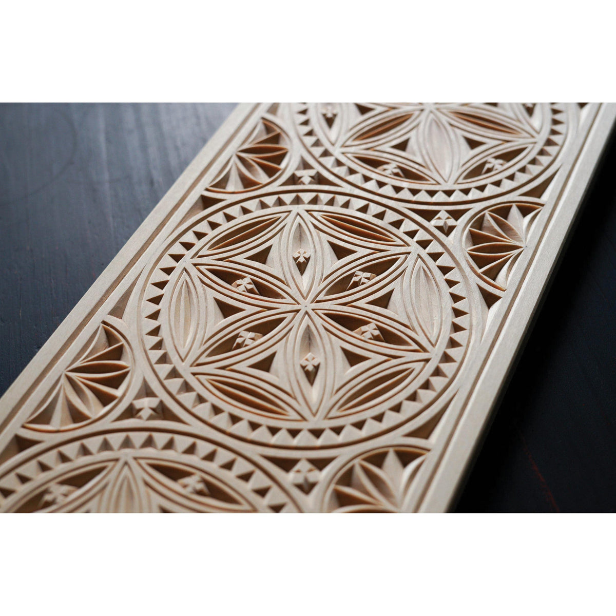 Chip Carving - Techniques for Carving Beautiful Patterns by Hand