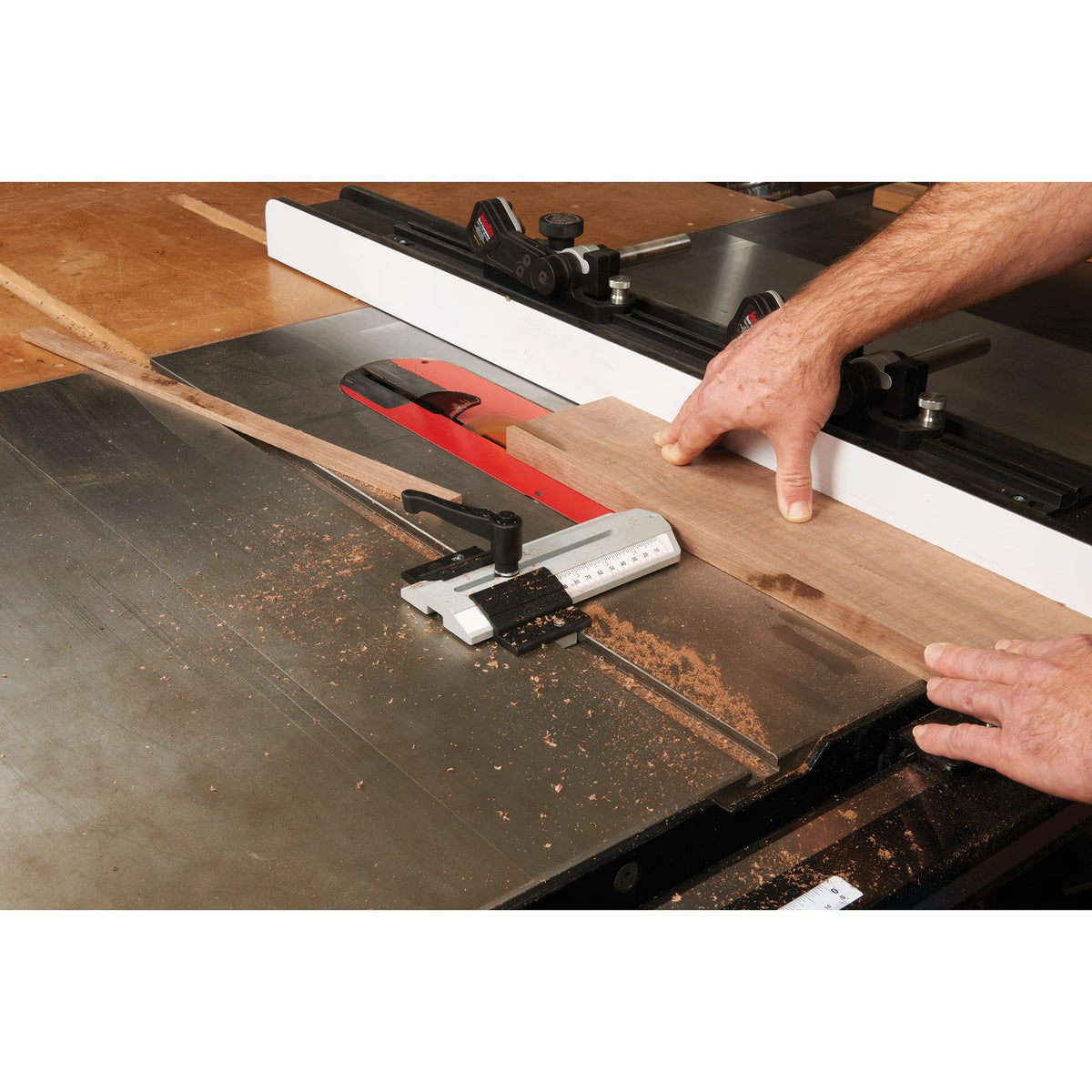 Thin Rip Table Saw Jig