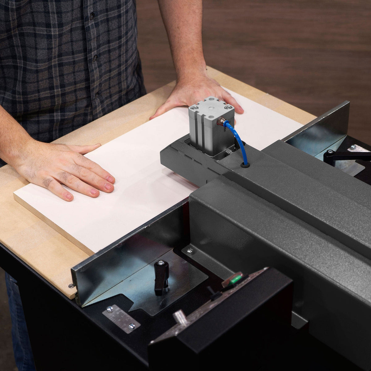 Pocket Hole Machine
