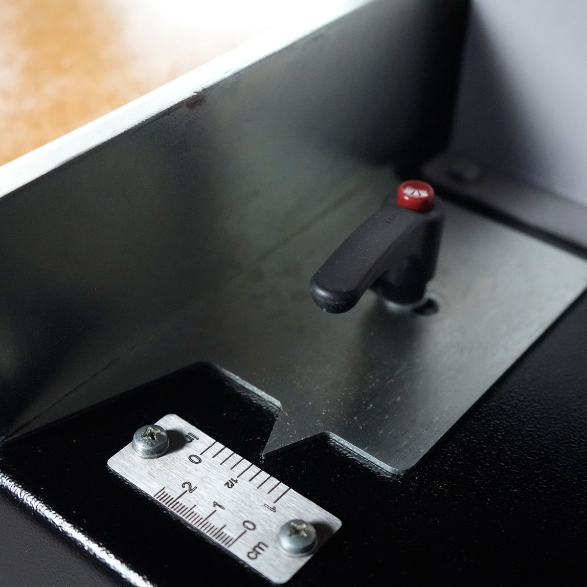 Pocket Hole Machine