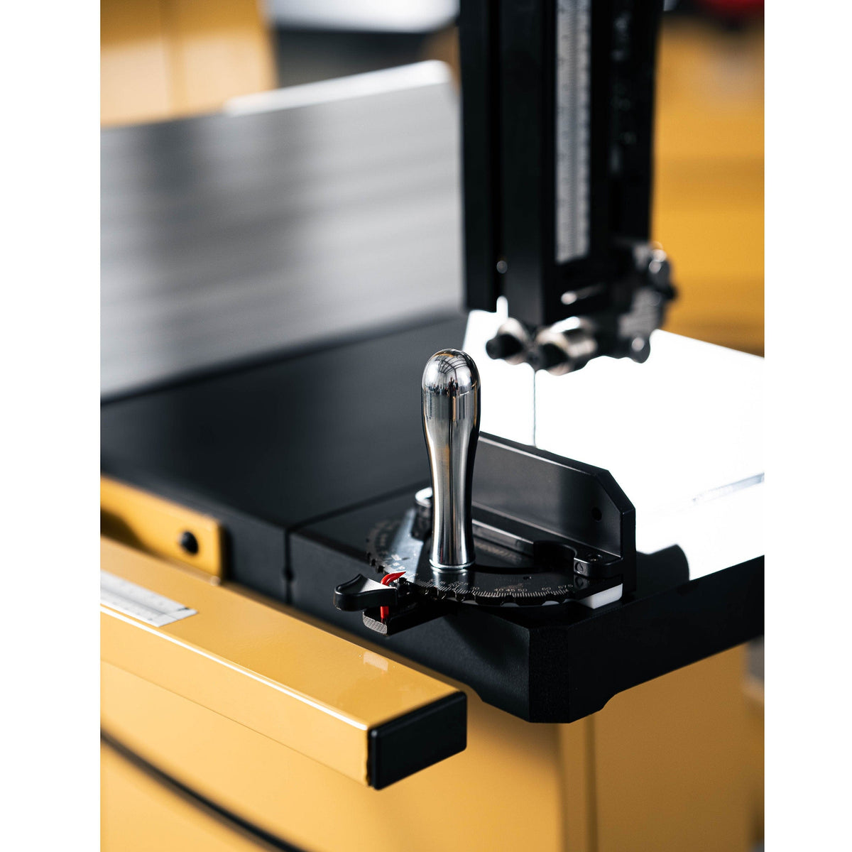 18" Woodworking Bandsaw with ArmorGlide - 5 HP 1 PH 230V - PM1800BT