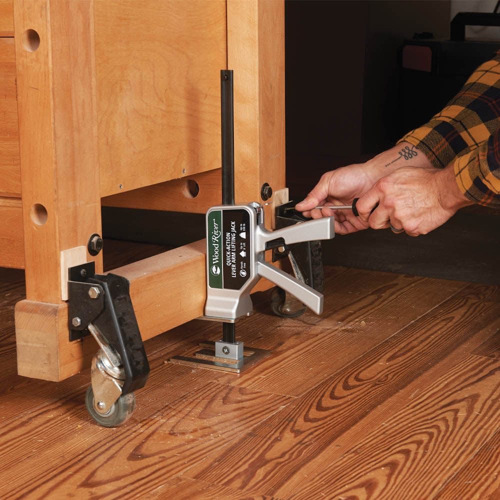 Quick-Action Lever Arm Lifting Jack