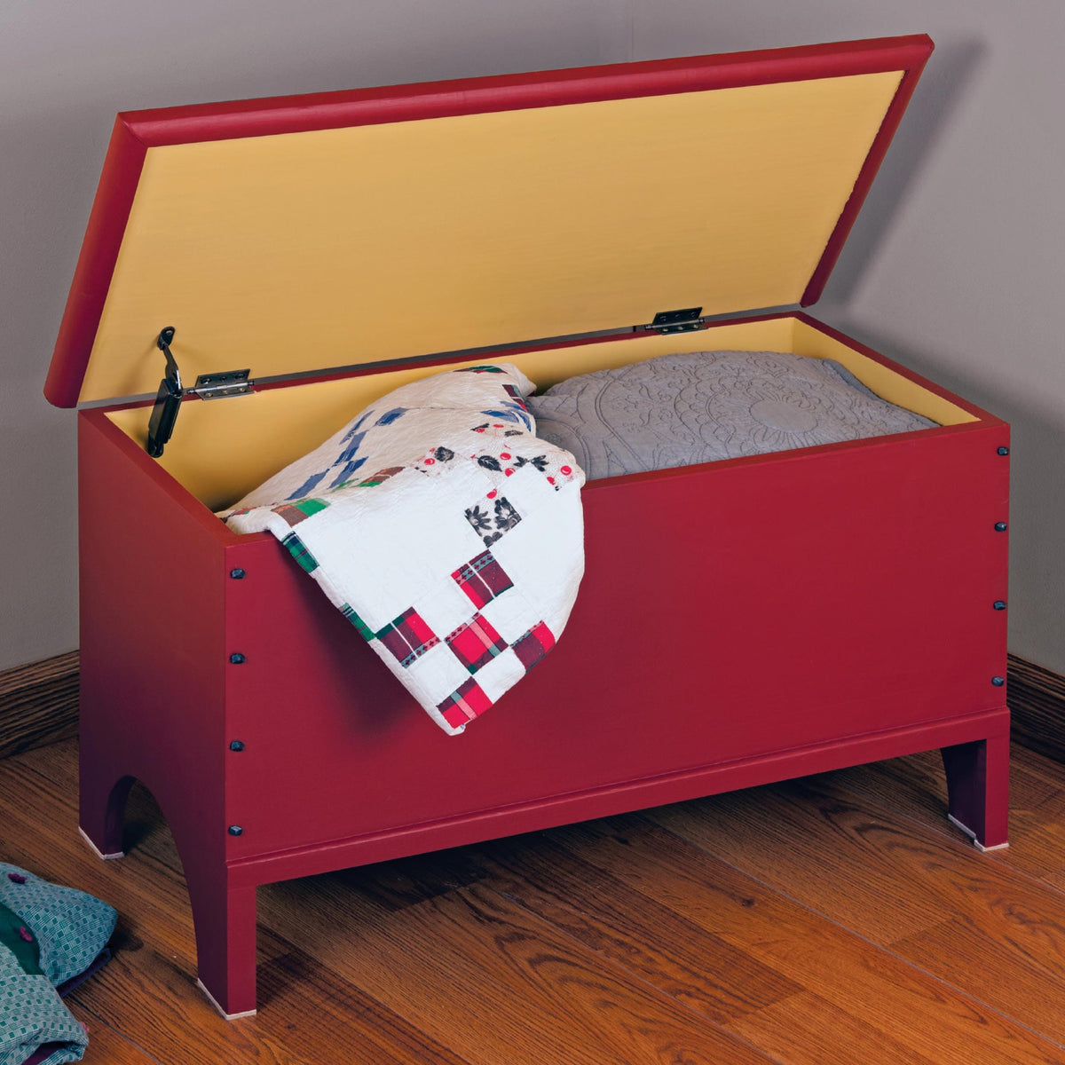 Simple Six-Board Chest Downloadable Plan
